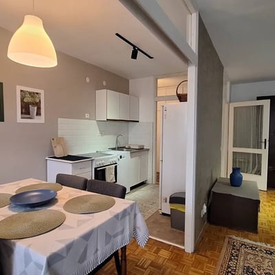 Alquiler de un acogedor piso de 3 habitaciones, 76 m², en la zona de Block 63, Nuevo Belgrado, Serbia